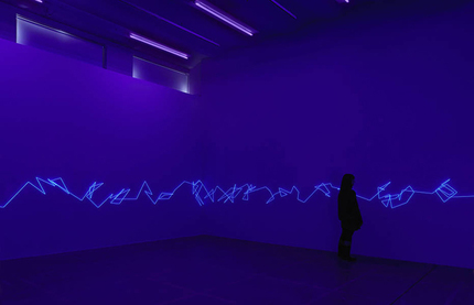 Picture of Vera Molnar's piece: Shall We Take A Walk? Projection of a line drawn around the walls in a random manner
